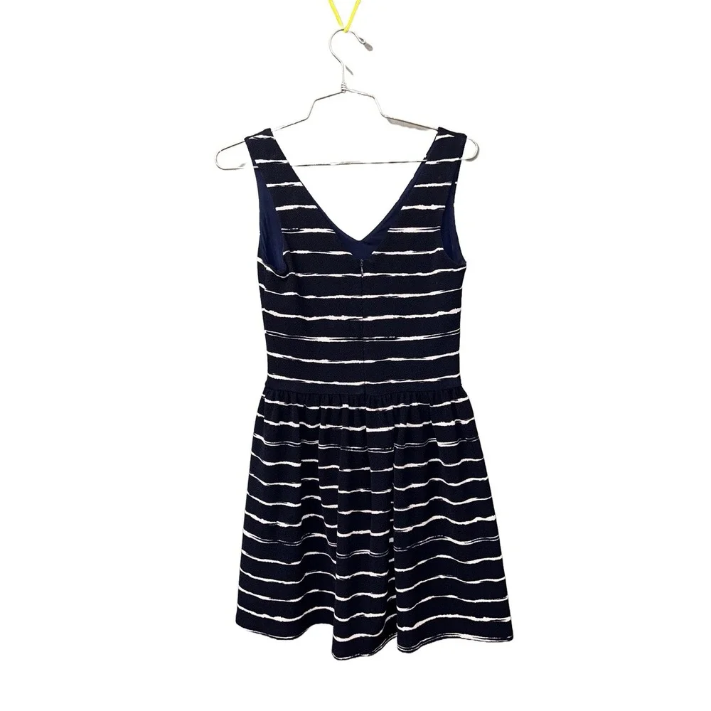 AQUA Navy Blue White Striped Sleeveless V-Neck Fit and Flare Mini‎ Dress Size S